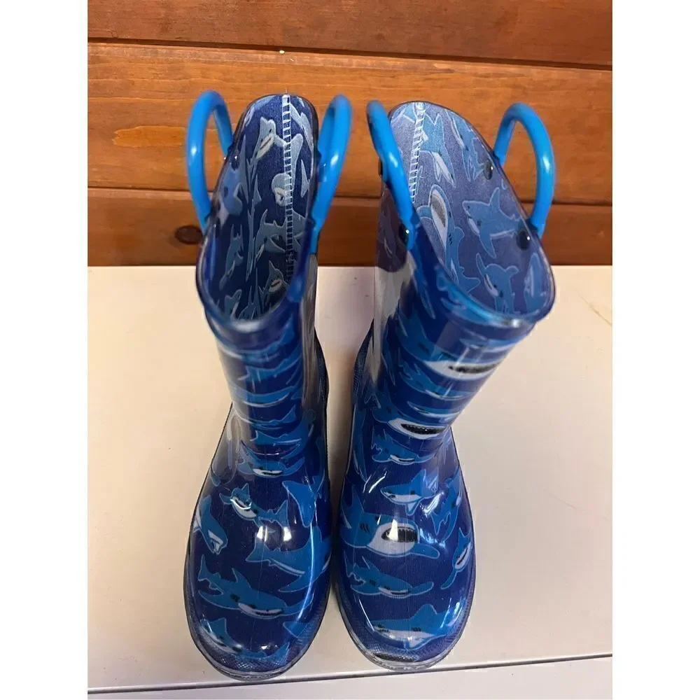 🔥5/20🔥 Cruz Kiks shark Rubber Rain Boots Sz 11 Kids NWOT